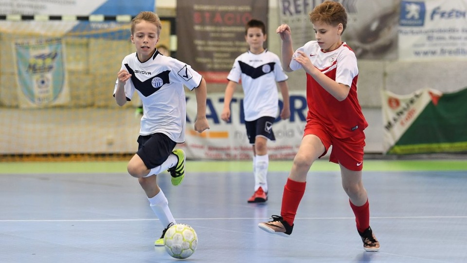 Monoron és Törökbálinton szombaton és vasárnap hat korosztályban hirdetnek győztest a Futsal7végén